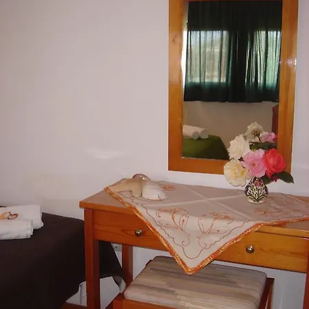 Pension Niki Skala Sykamineas Zimmer foto