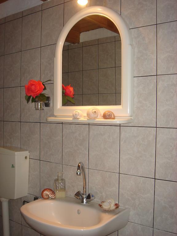 Apartment Niki Skala Sykamineas