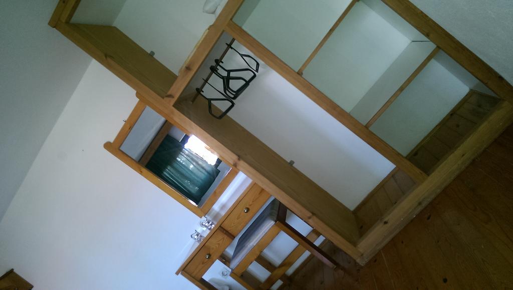 Niki Apartment